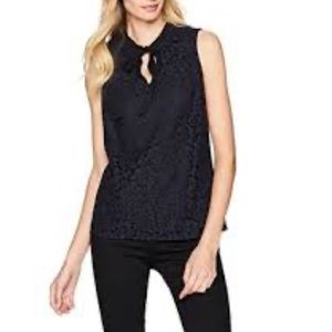 ADRIANNA PAPELL Sleeveless Tie-Neck Lace Blouse
